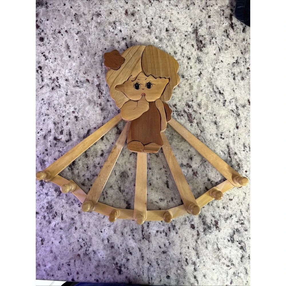 Vtg Puzzle Girl 9 Wood Peg Rack Expandable Accordion Folding Wooden Wall Hanger